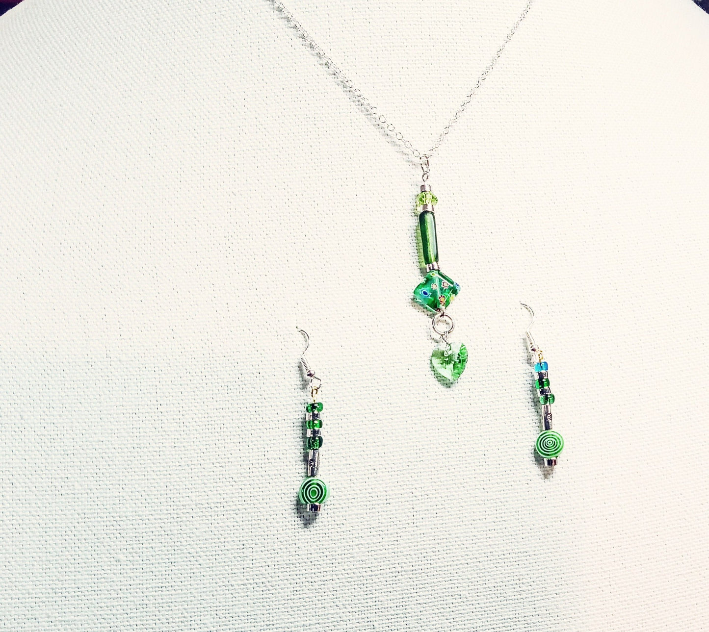 7502 Moss Green Necklace Earrings Set