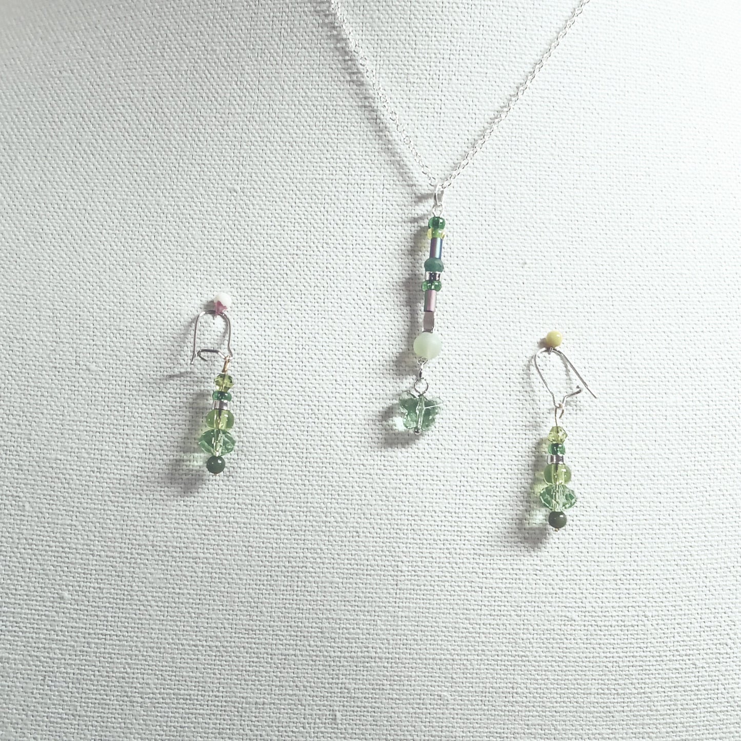 7508 Dainty Butterfly Necklace Earrings