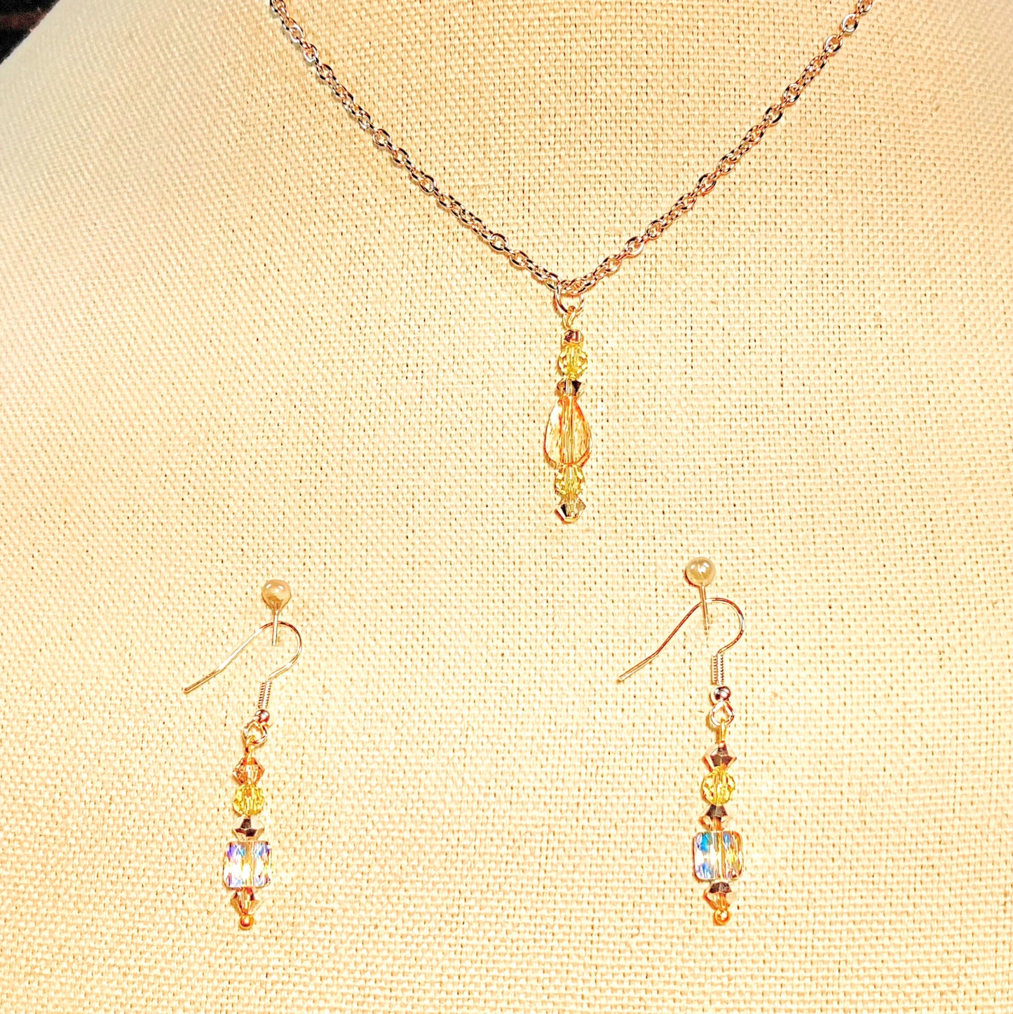 8502 Light Silk Crystal Drops Necklace Set