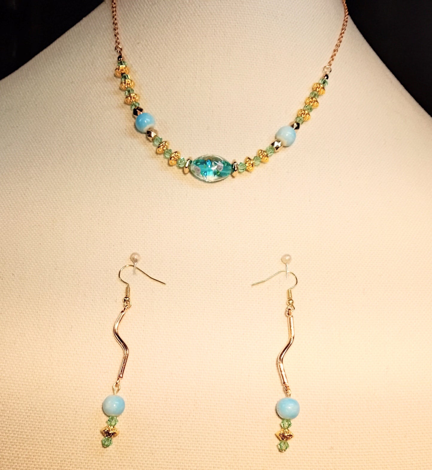 8508 Blue N Pink Roses Necklace Earrings Set