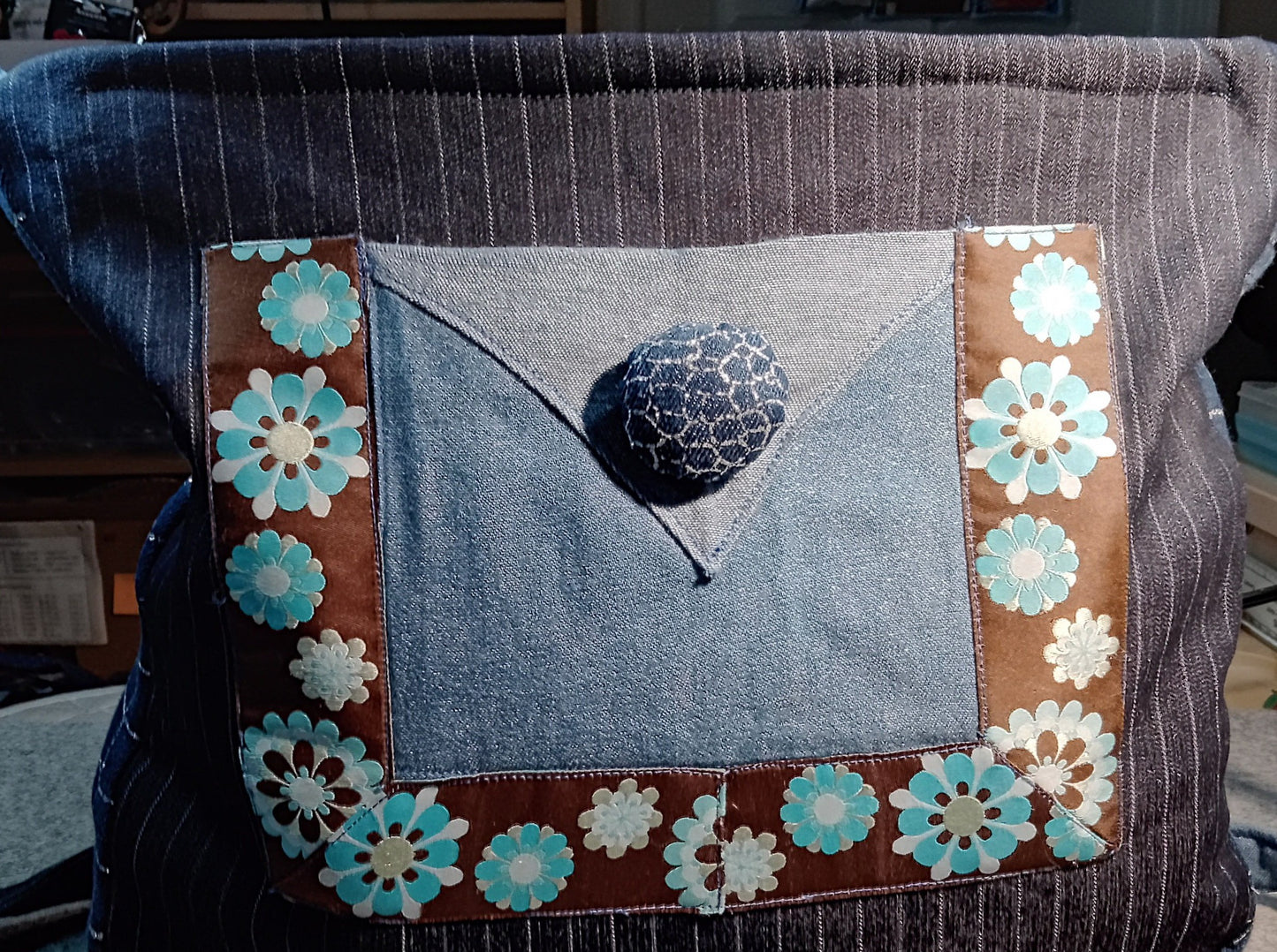 9403 Jeans N Blue Flowered Trims Bag