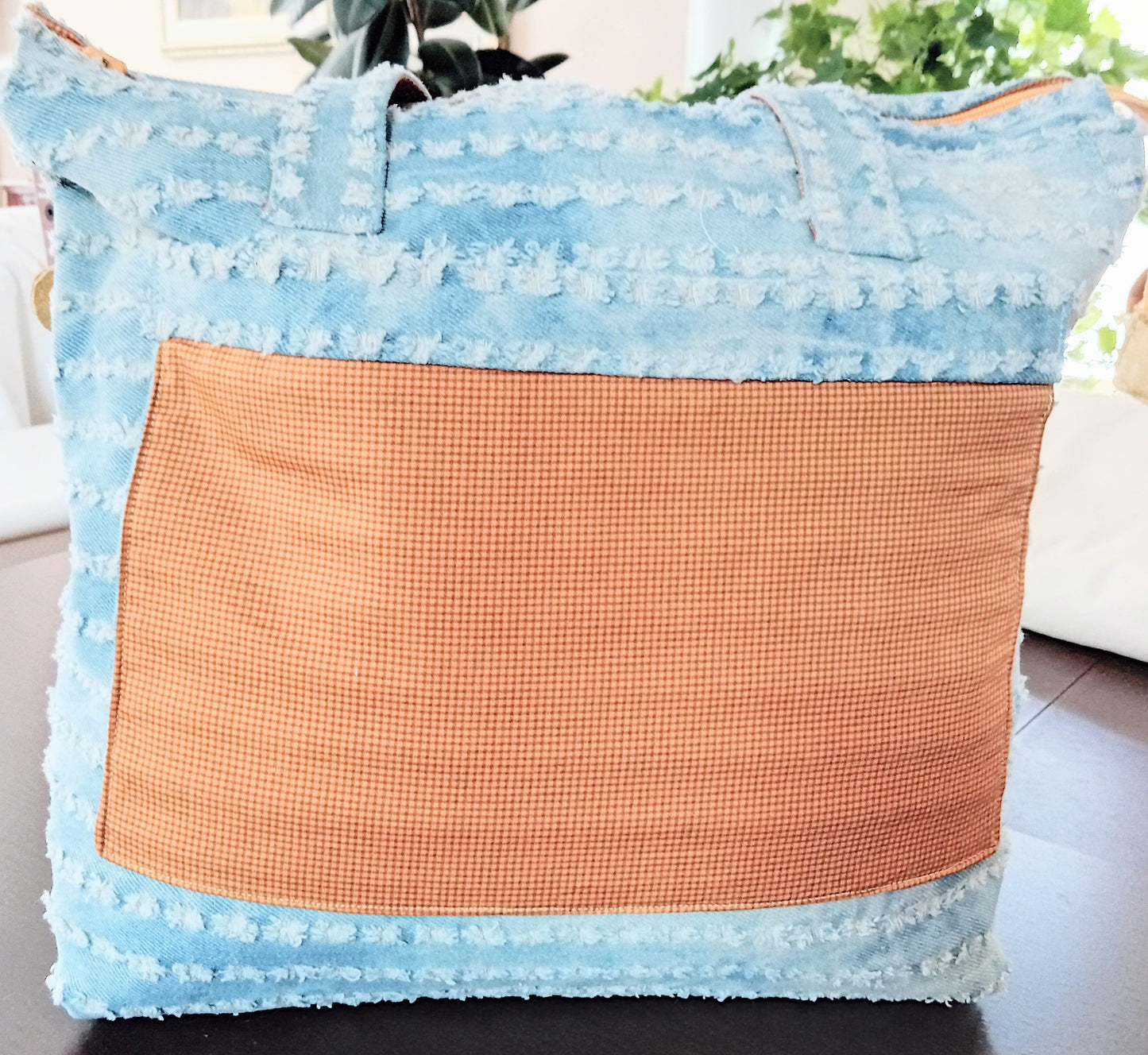 9404 Ripped Jeans Handbag