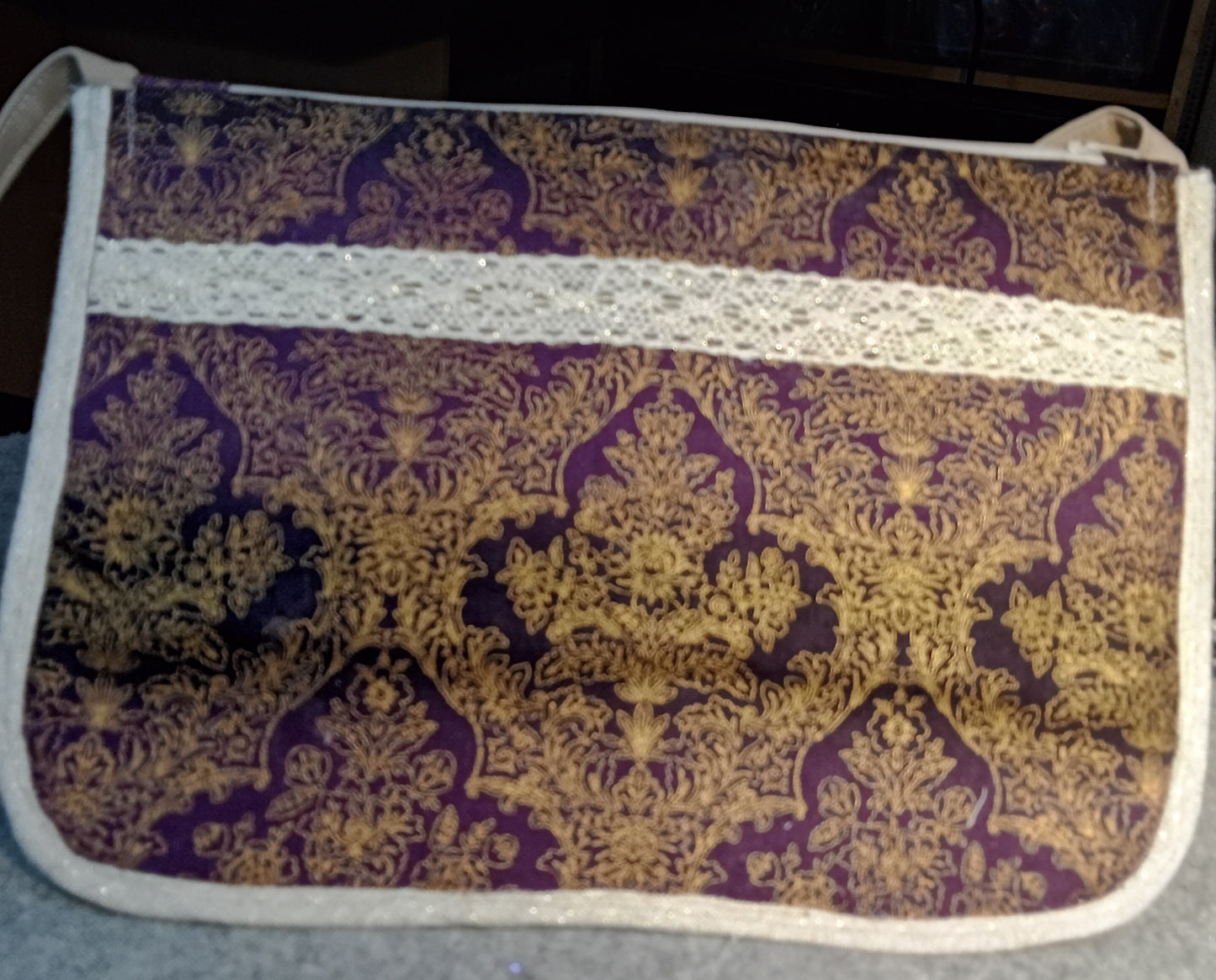 9508 Wine Color Clutch Bag