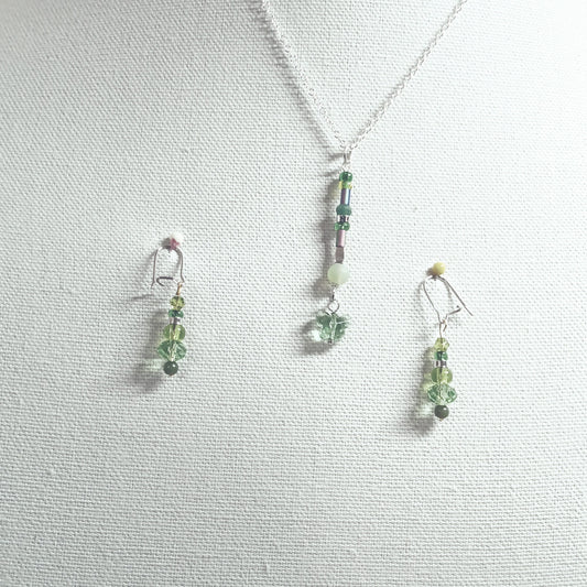 7508 Dainty Butterfly Necklace Earrings