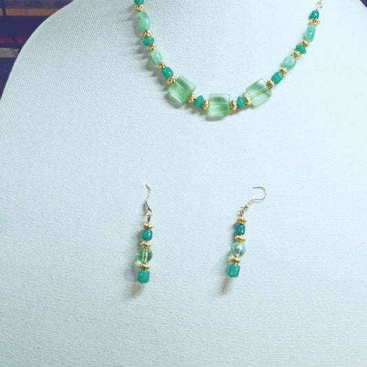 7510 Green Envy Necklace Earrings Set