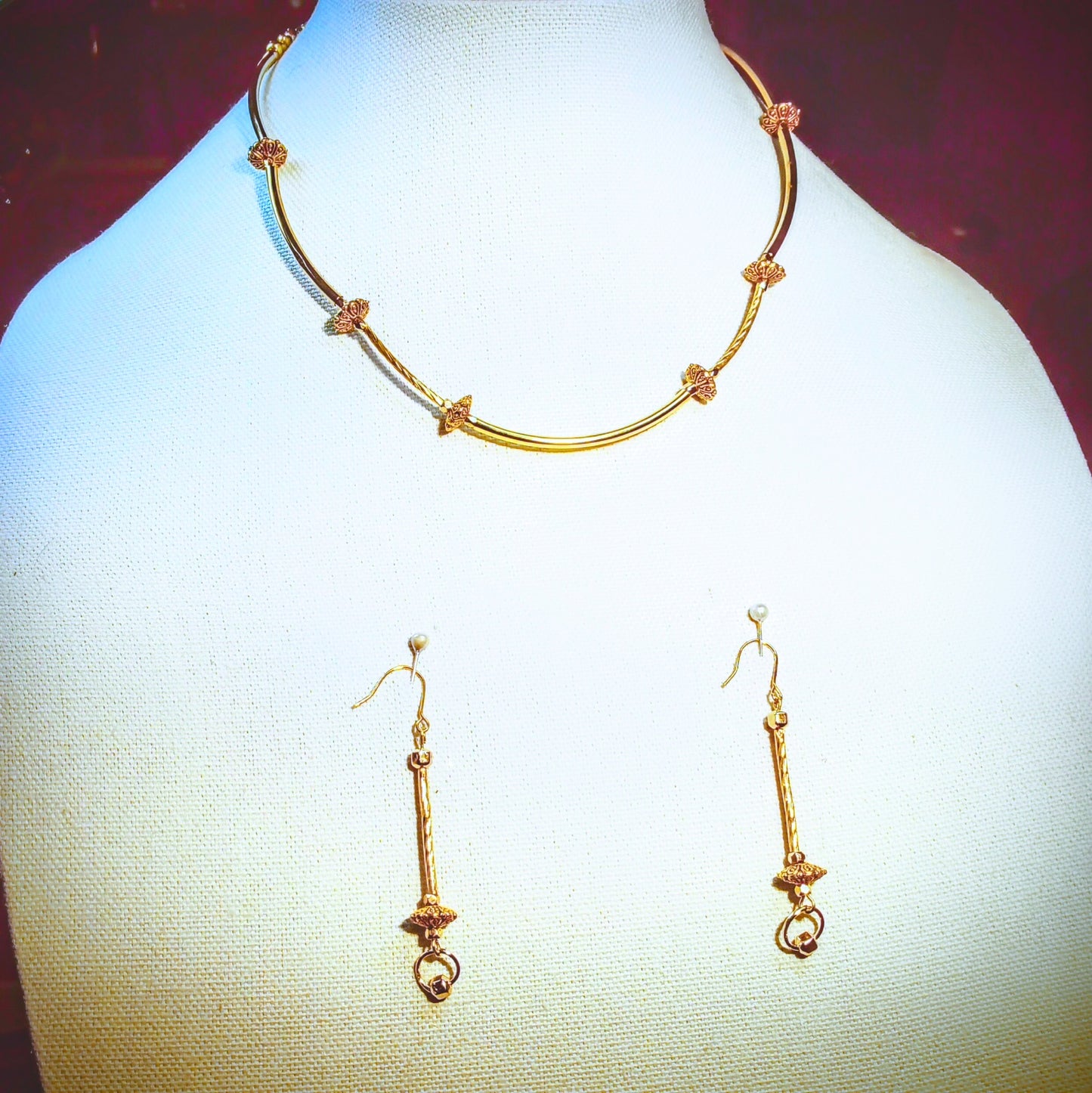 8208 Golden Elegance Necklace Earring Set