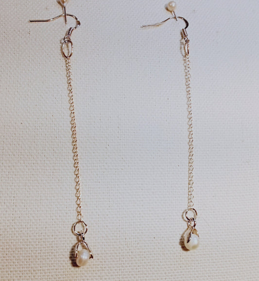 8708 Fresh Water Pearls N Chains Earrings