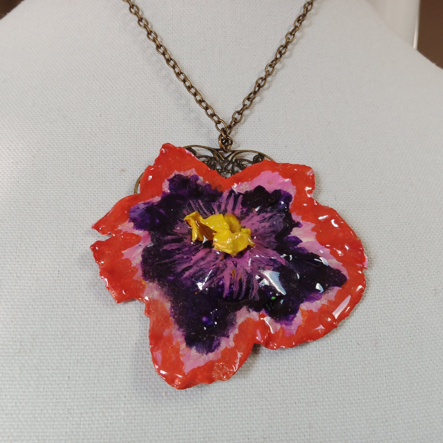 9909 Orange Ruffled Orchid Necklace